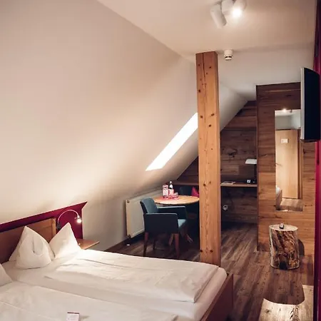 Landgasthof Zehner 3*